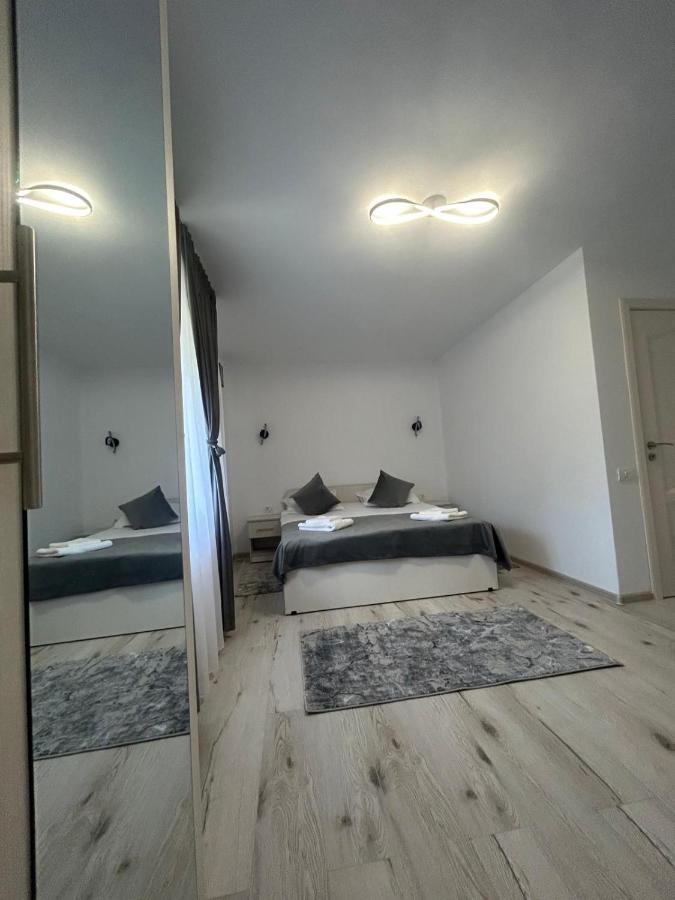 Hotel Casa Dani&Moni à Moeciu De Sus Extérieur photo