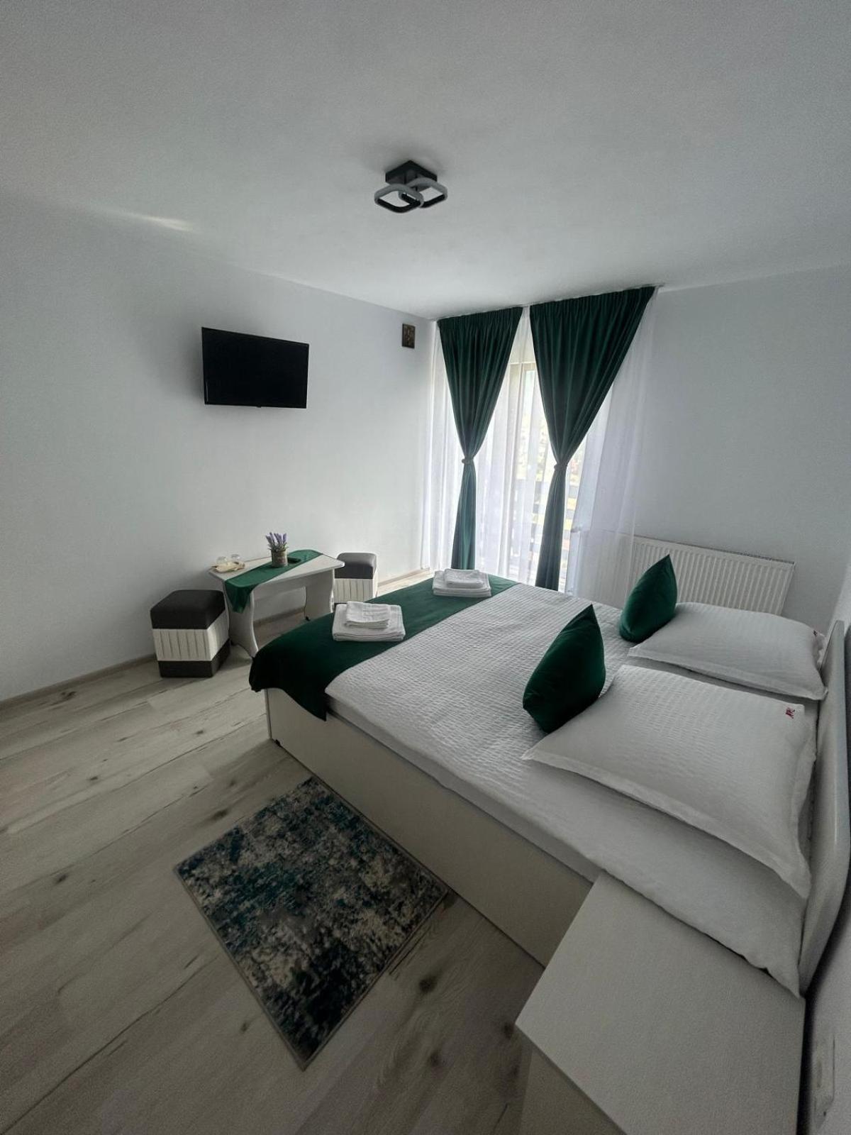 Hotel Casa Dani&Moni à Moeciu De Sus Extérieur photo