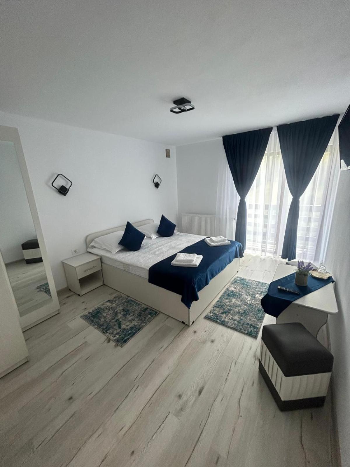 Hotel Casa Dani&Moni à Moeciu De Sus Extérieur photo